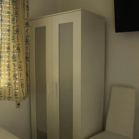 Affittacamere Mar De Rosas 2*