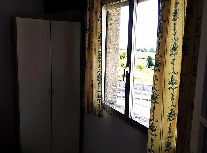 Πανσιόν Mar De Rosas 2*